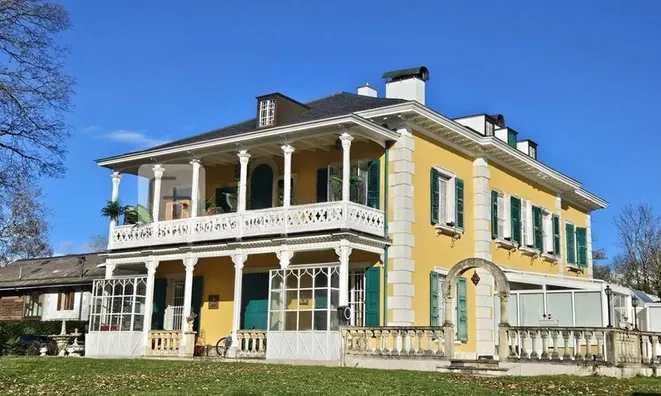 Недвижимость Single house 20 rooms: 1