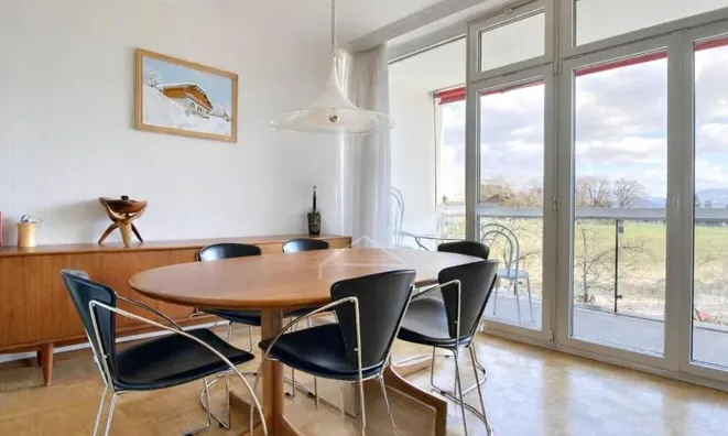 Недвижимость Apartment 5 rooms: 2