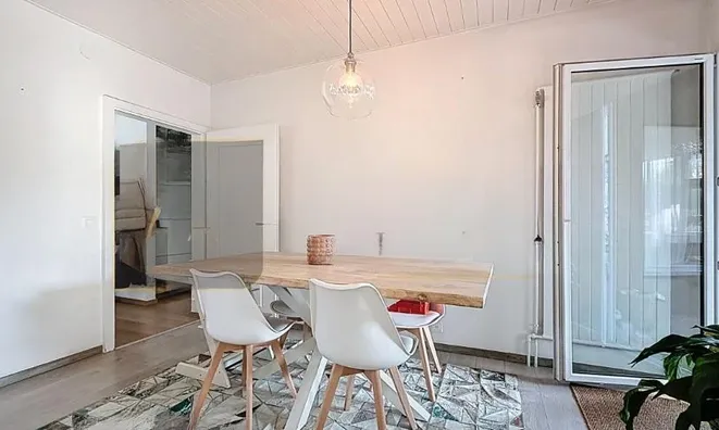 Недвижимость Row house 6.5 rooms: 6