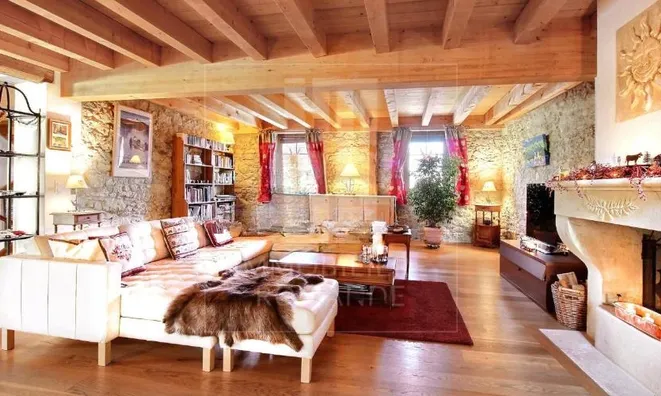 Недвижимость Farm house 8 rooms: 5