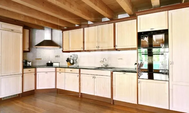 Недвижимость Farm house 8 rooms: 7