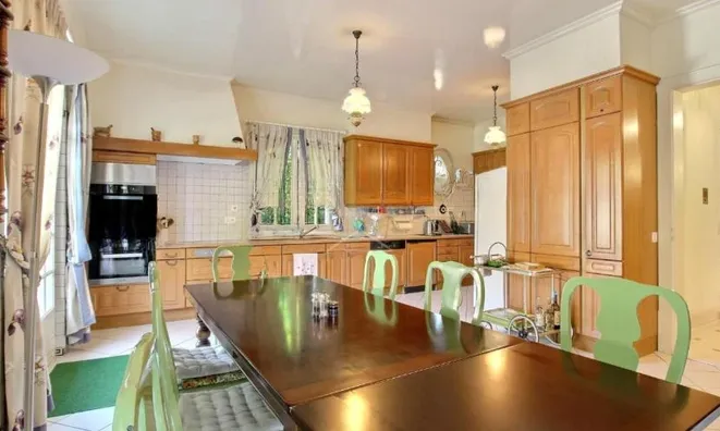 Недвижимость Single house 9 rooms: 7