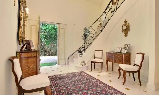 Недвижимость Single house 9 rooms: 8