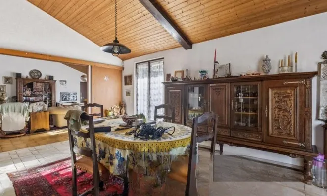 Недвижимость Row house 6 rooms: 3