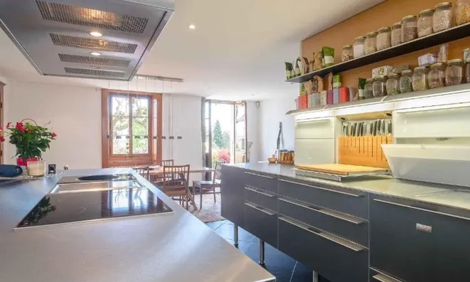 Недвижимость Single house 11 rooms: 5