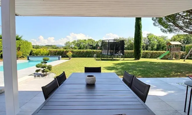 Недвижимость Single house 8 rooms: 1