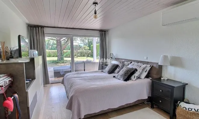 Недвижимость Single house 8 rooms: 6