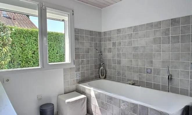 Недвижимость Single house 8 rooms: 7