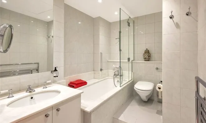 Недвижимость Sloane Court West: 1