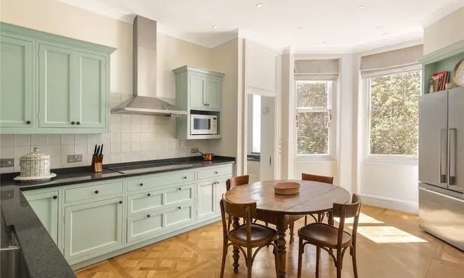 Недвижимость Sloane Court West: 8