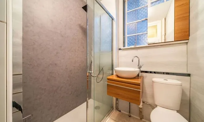 Недвижимость Flat 24 Daver Court, Chelsea Manor Street, Chelsea: 1