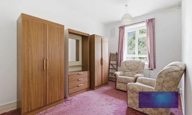Недвижимость Holly Park Estate: 5
