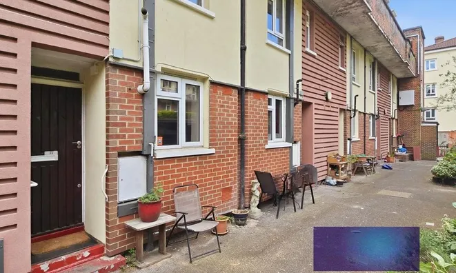 Недвижимость Holly Park Estate: 10