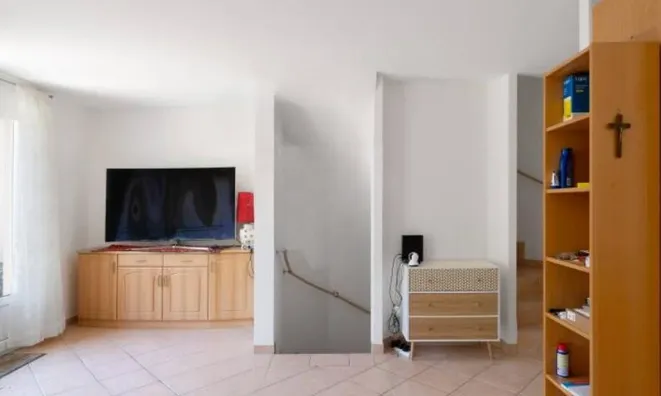 Недвижимость Single house 4 rooms: 5