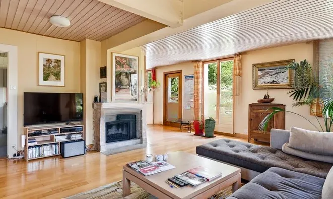 Недвижимость Villa 6 rooms: 7