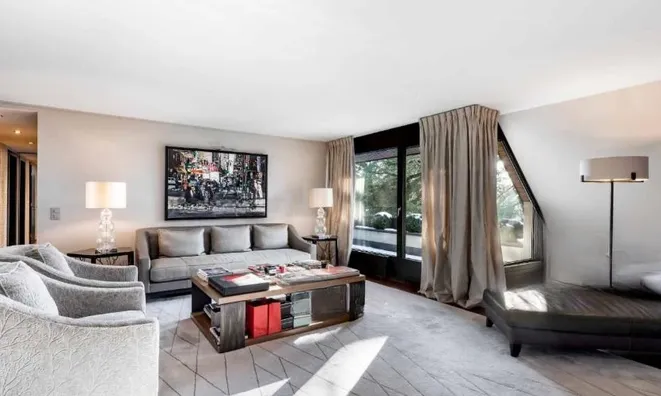 Недвижимость Attic flat 5 rooms: 2