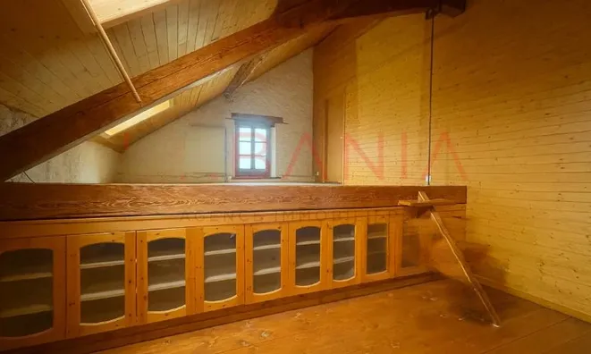 Недвижимость Apartment 6.5 rooms: 4