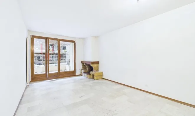 Недвижимость Apartment 3 rooms: 2