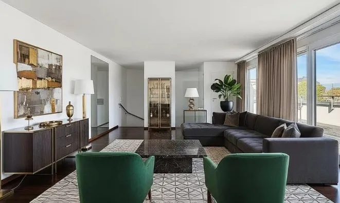 Недвижимость Duplex 8 rooms: 3