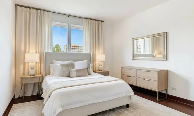 Недвижимость Duplex 8 rooms: 6