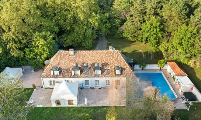Недвижимость Single house 10 rooms: 3