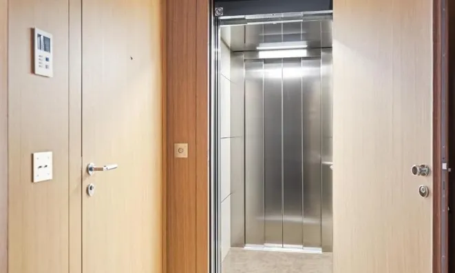 Недвижимость Attic flat 4 rooms: 1