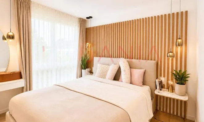 Недвижимость Apartment 5 rooms: 7