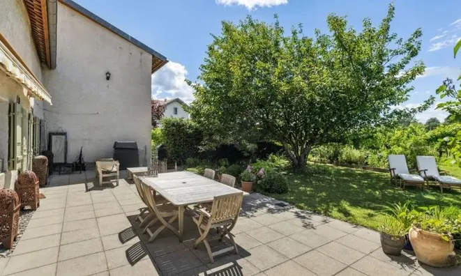 Недвижимость Single house 8 rooms: 7