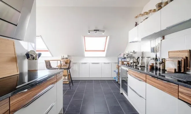 Недвижимость Attic flat 7.5 rooms: 3