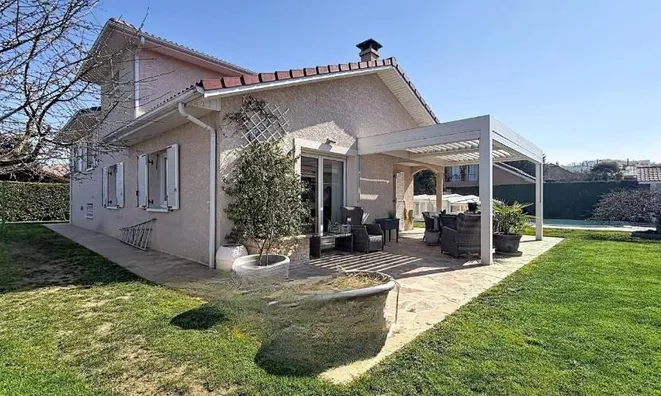 Недвижимость Single house 5 rooms: 7