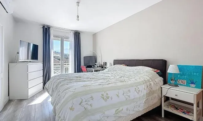 Недвижимость Single house 5 rooms: 8