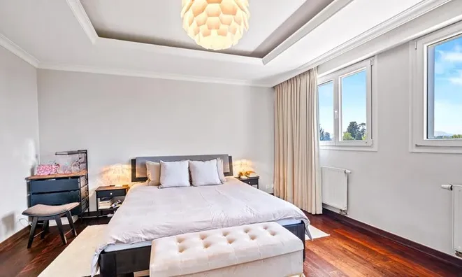 Недвижимость Single house 7 rooms: 11