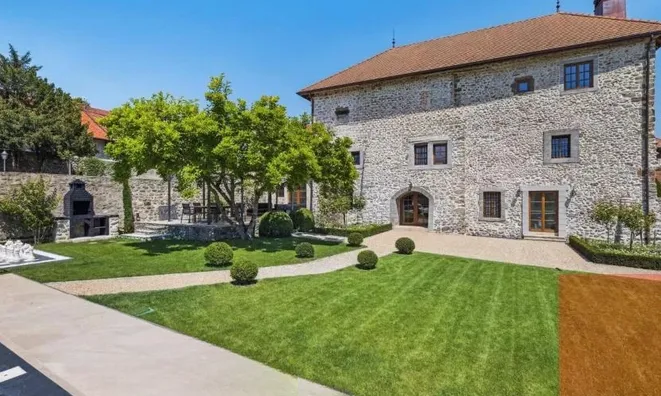 Недвижимость Castle 18 rooms: 8
