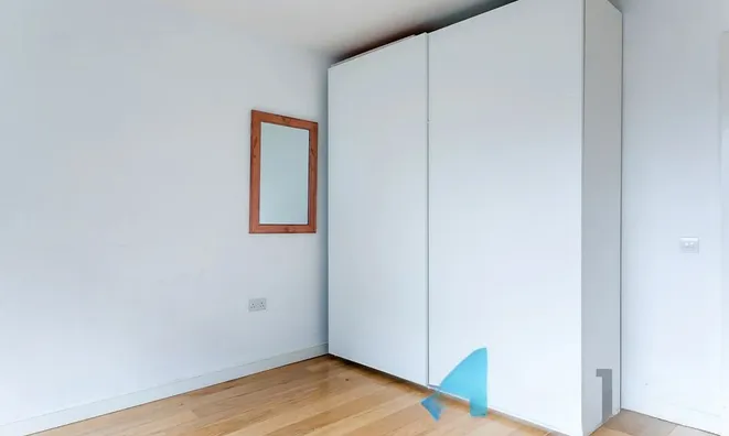 Недвижимость 9 Steedman Street: 2