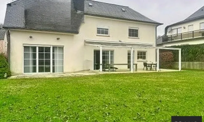 Недвижимость Villa 5 bedrooms for sale in Leudelange: 1