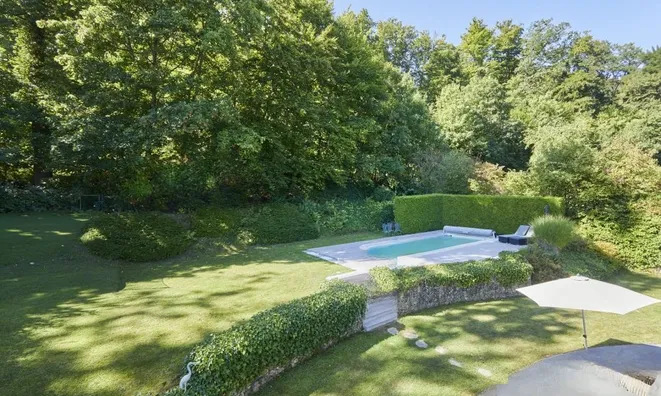 Недвижимость House 4 bedrooms for sale in Schrassig: 1