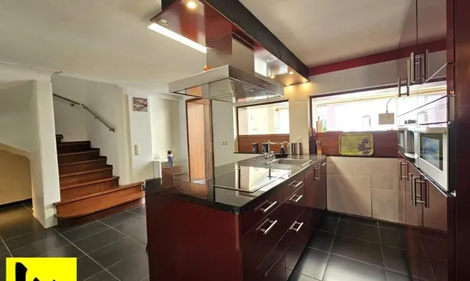 Недвижимость House 7 bedrooms for sale in Niederfeulen: 4