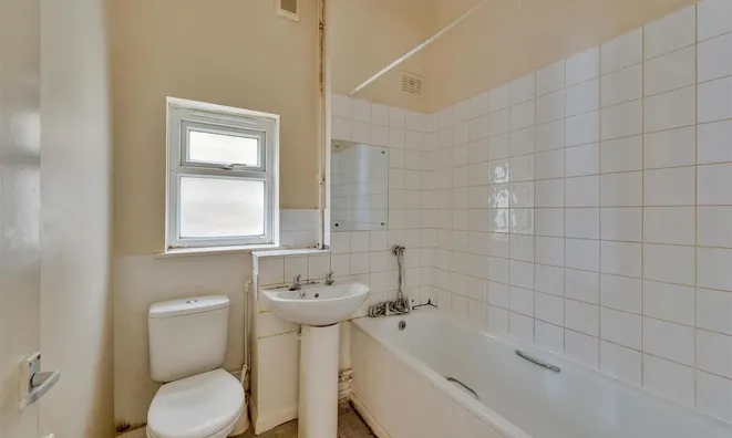 Недвижимость Bramshill Road: 2