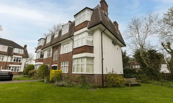 Недвижимость Sherwood Hall, East End Road: 12