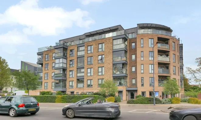 Недвижимость Neasden Lane, Canaletto Court: 2