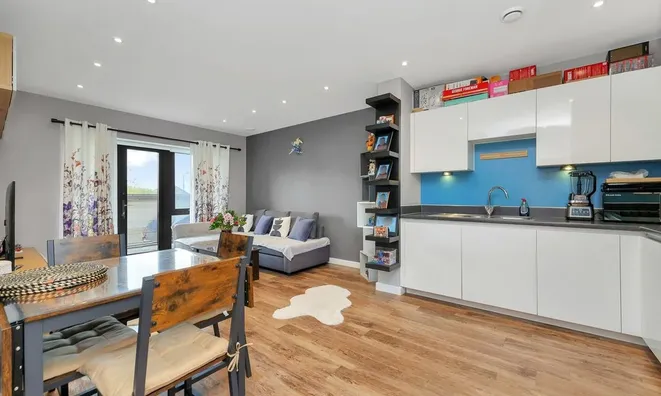 Недвижимость Neasden Lane, Canaletto Court: 4