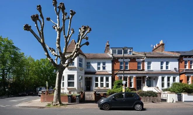 Недвижимость Stapleton Hall Road, Harringay: 9