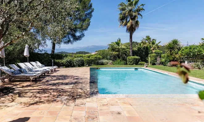 Недвижимость Villa Cannes Croix des Gardes: 1