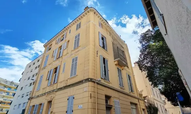Недвижимость Villa Petit Juas: 1