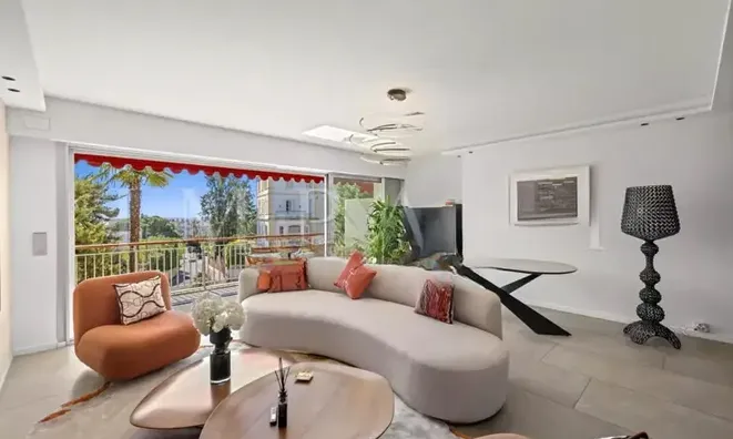Недвижимость Villa Petit Juas: 4