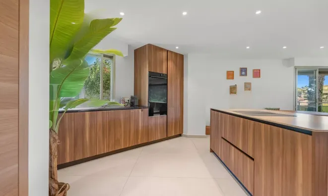 Недвижимость Villa République Cannes: 6