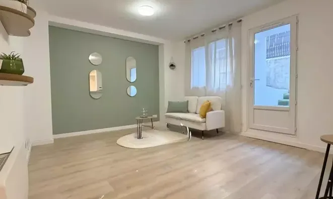 Недвижимость Villa Petit Juas: 1