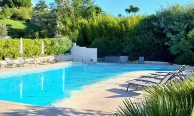 Недвижимость Villa Croix des Gardes: 8