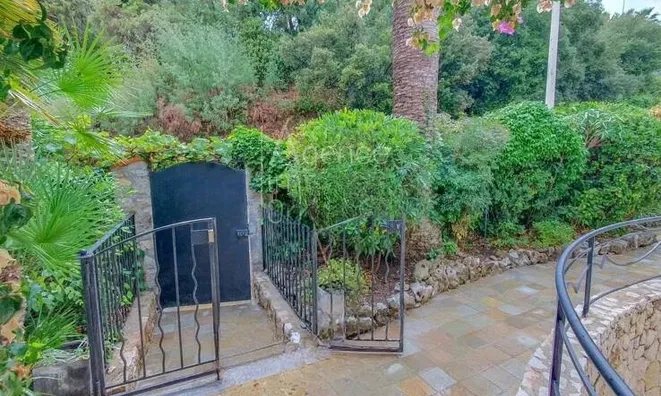Недвижимость Villa Croix des Gardes: 22