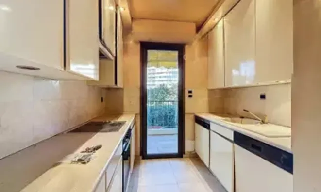 Недвижимость Villa Petit Juas: 9
